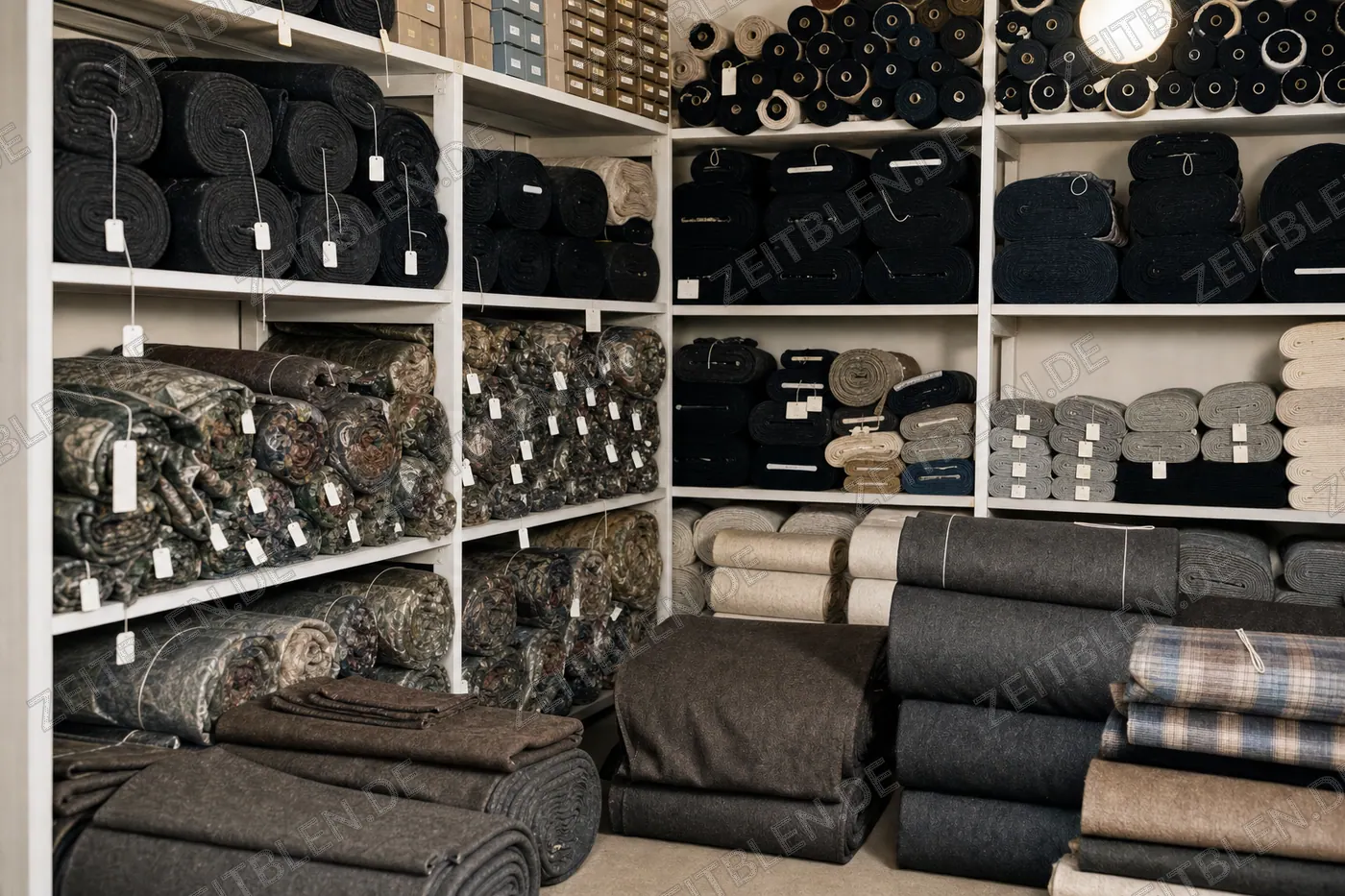Stofflager der Firma Bagusat mit Rollenware
