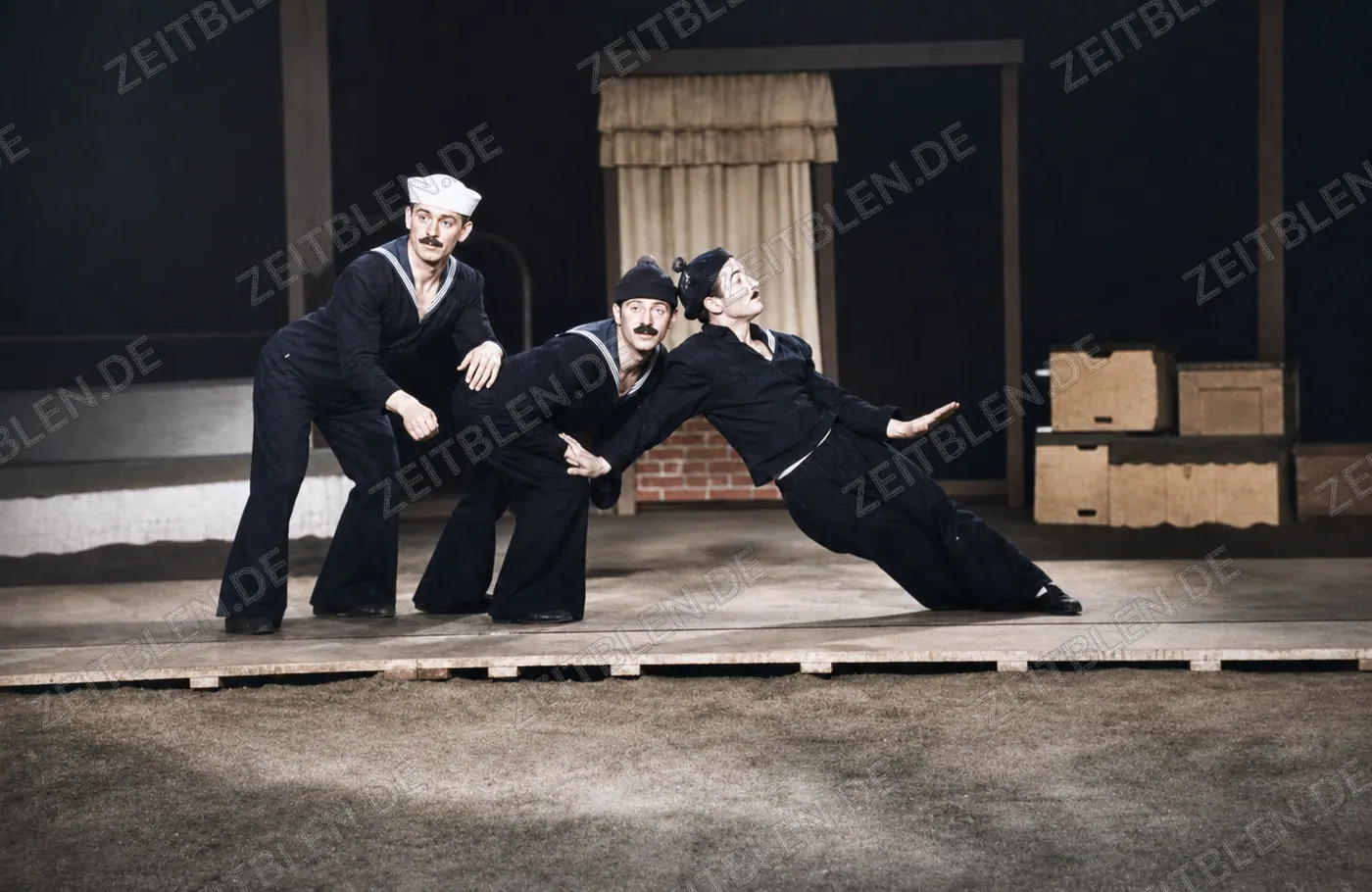 Komische Bühnen- oder Artistennummer im Circus Krone