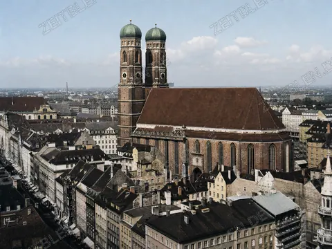 Blick über München zur Frauenkirche