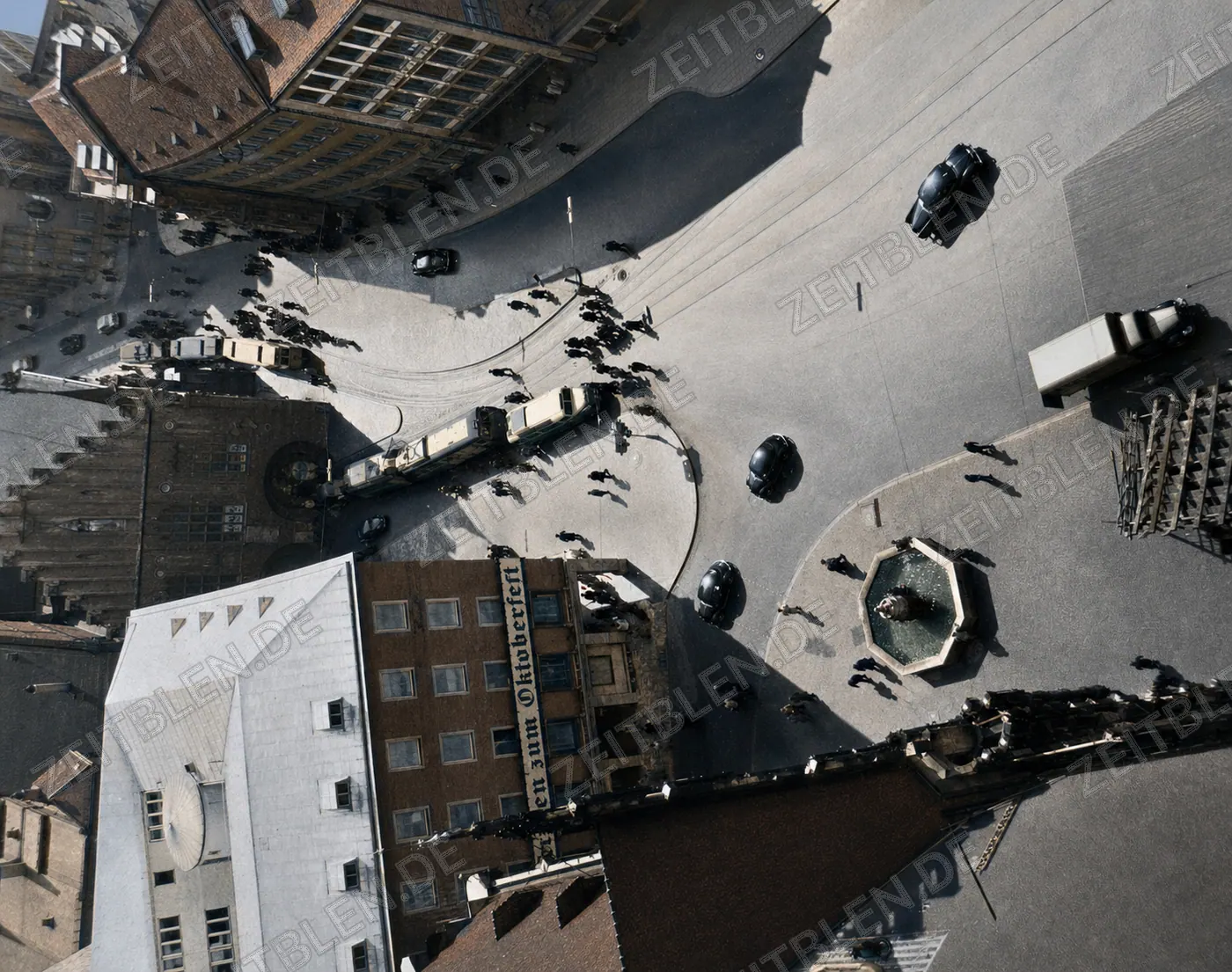 Blick vom Rathausturm auf den Marienplatz