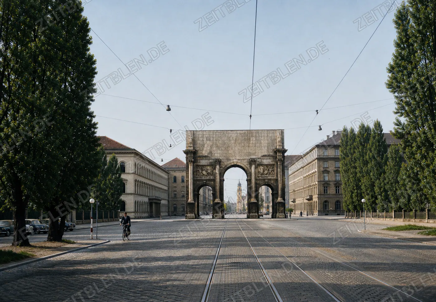 Siegestor ohne Quadriga an der Leopoldstraße