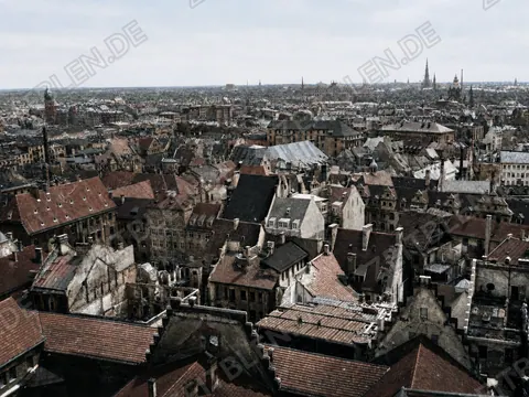 Panoramablick über die Münchner Altstadt im Wiederaufbau