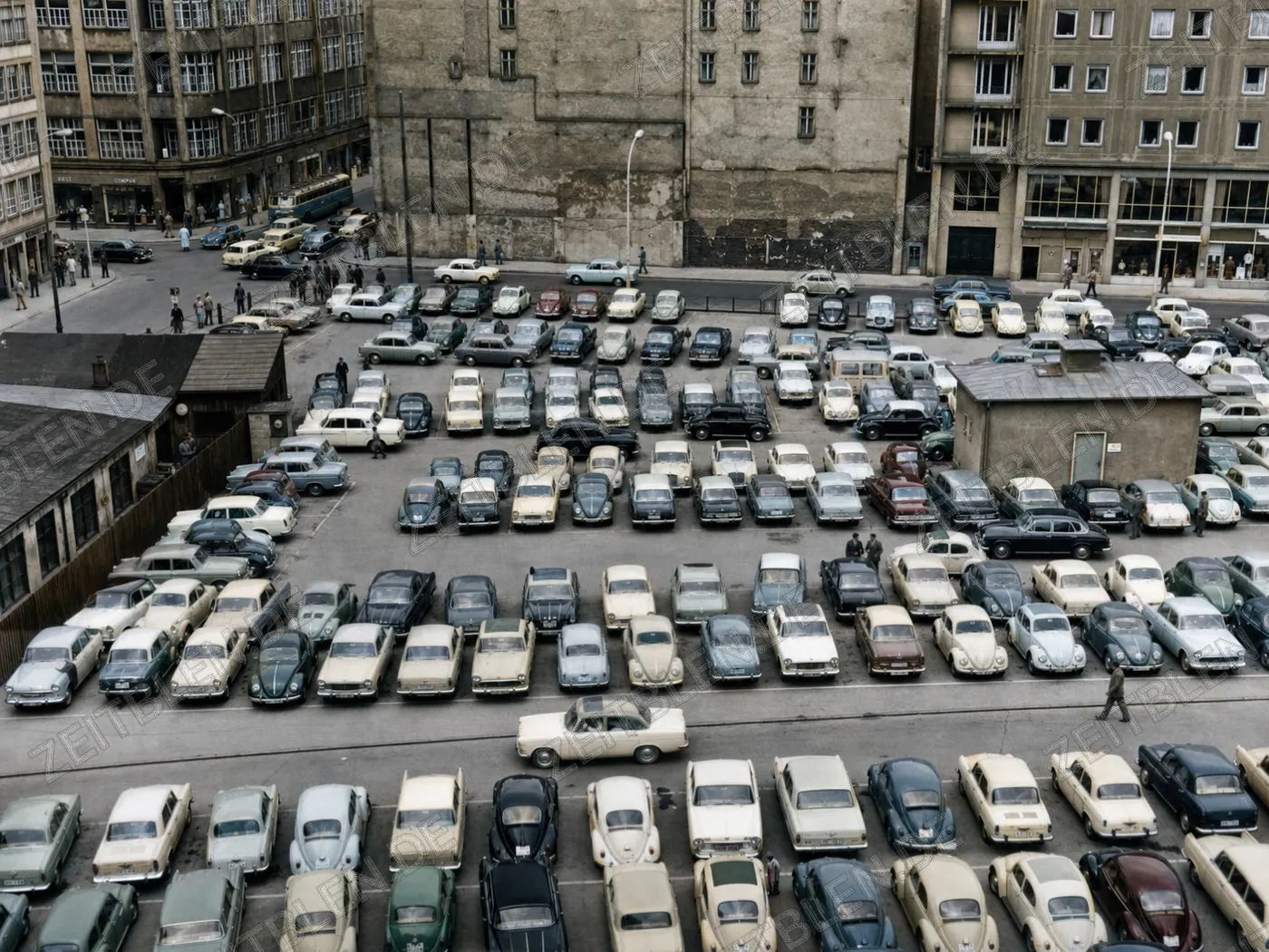 Parkplatz hinter dem Neuen Rathaus