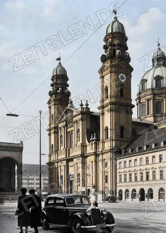 Theatinerkirche am Odeonsplatz