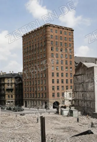 Bürohochhaus in München, vermutlich am Elektrizitätswerke-Komplex
