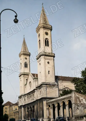 Ludwigskirche an der Ludwigstraße in München