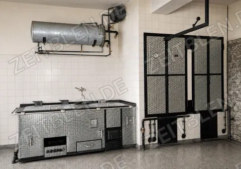 Kessel- und Räucherschrankanlage der Kesselfabrik Hein