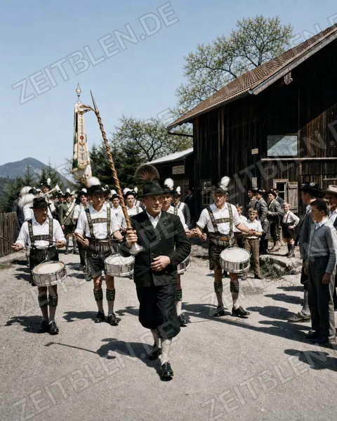 Trommler im Maibaumzug von Farchant
