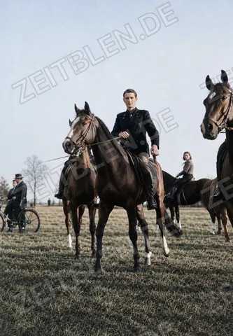 Reiter mit Pferden bei der Hubertusjagd