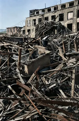 Zerstörte Industrieanlage nach der BASF-Explosion in Ludwigshafen