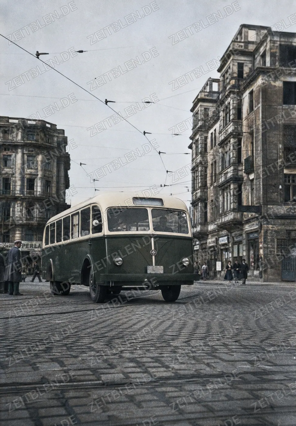 Krauss-Maffei/Rathgeber-Omnibus auf Münchner Straße