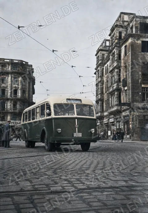 Krauss-Maffei/Rathgeber-Omnibus auf Münchner Straße