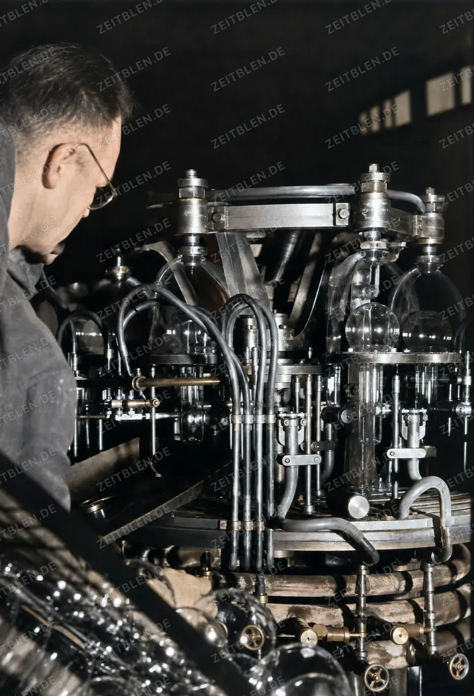 OSRAM-Lampenfertigung in Bayern läuft wieder an, 4. November 1946