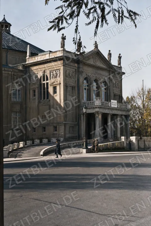 Fassade des Prinzregententheaters in München, Oktober 1946