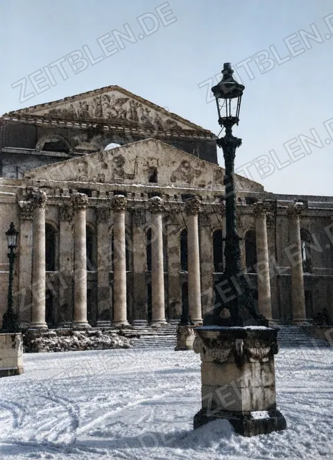 Nationaltheater am verschneiten Max-Joseph-Platz, November 1946