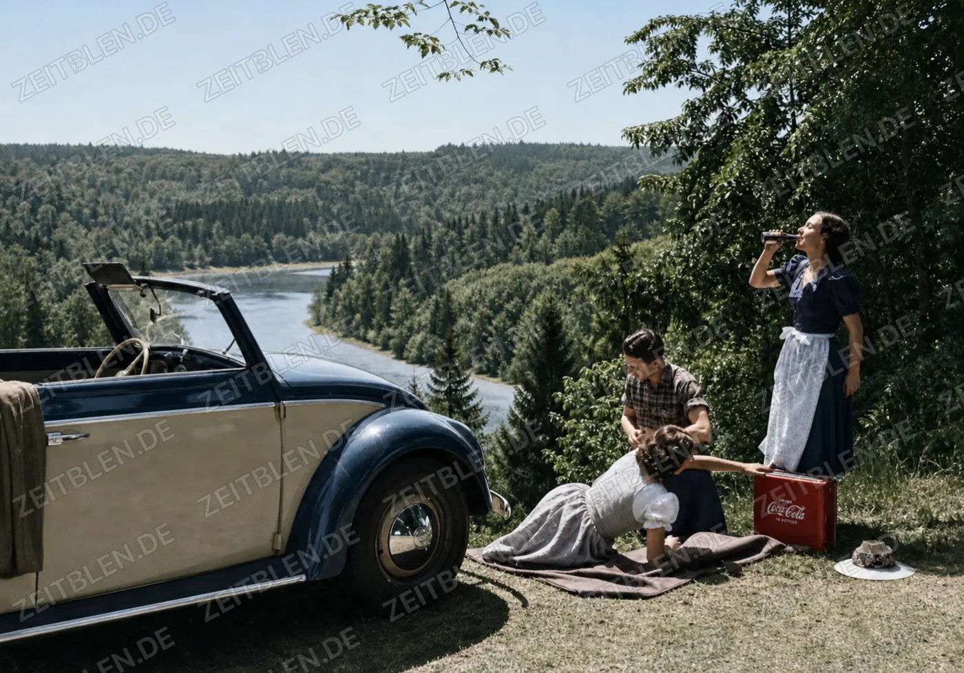 Coca-Cola-Picknick am Aussichtspunkt mit VW Cabriolet