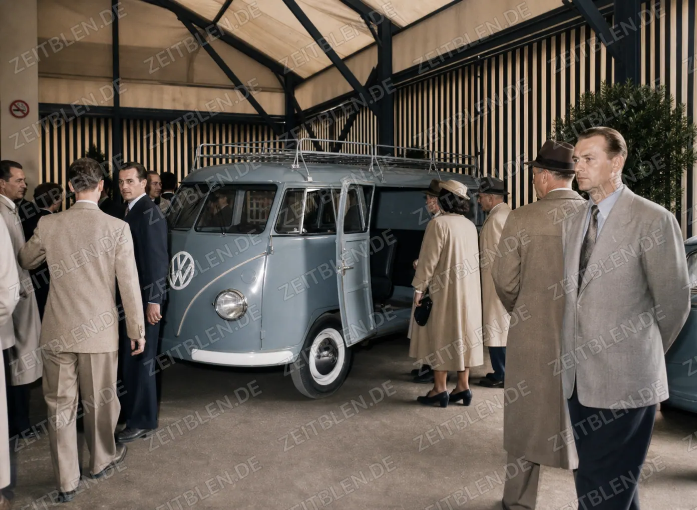 Volkswagen Transporter T1 , bei der Firma MAHAG , auf der Autoausstellung