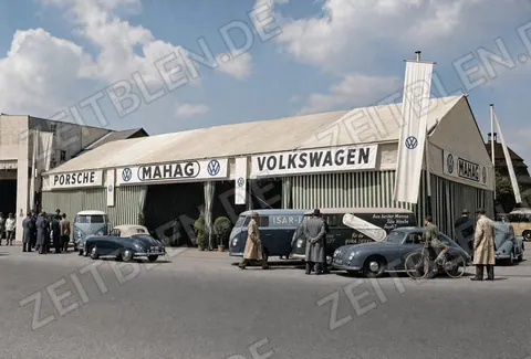Verkaufsausstellung von MAHAG, Volkswagen und Porsche in München