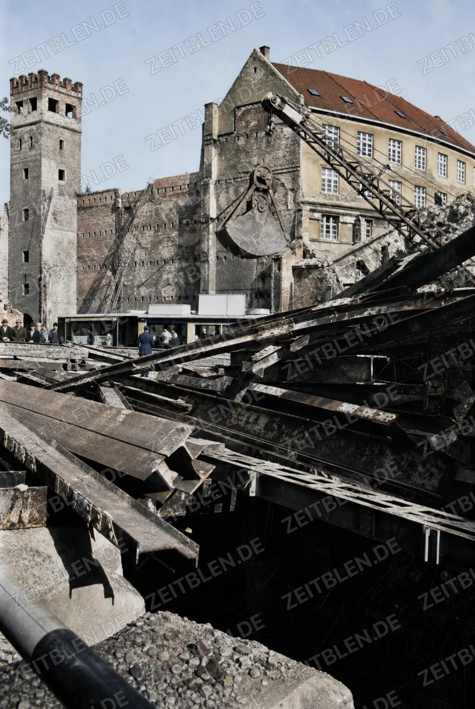 Abgesperrte Baustelle in einer Münchner Ruine