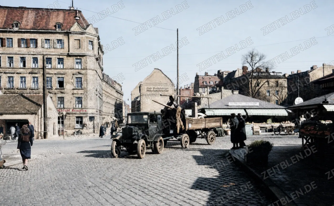 Münchner Straßenverkehr am Marktplatz, 8. März 1950