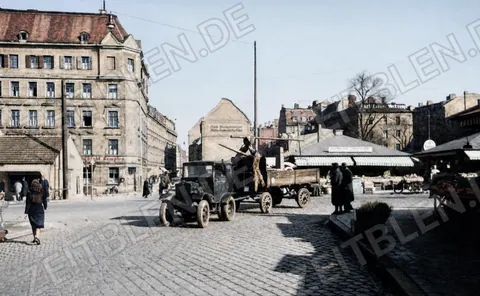 Münchner Straßenverkehr am Marktplatz, 8. März 1950