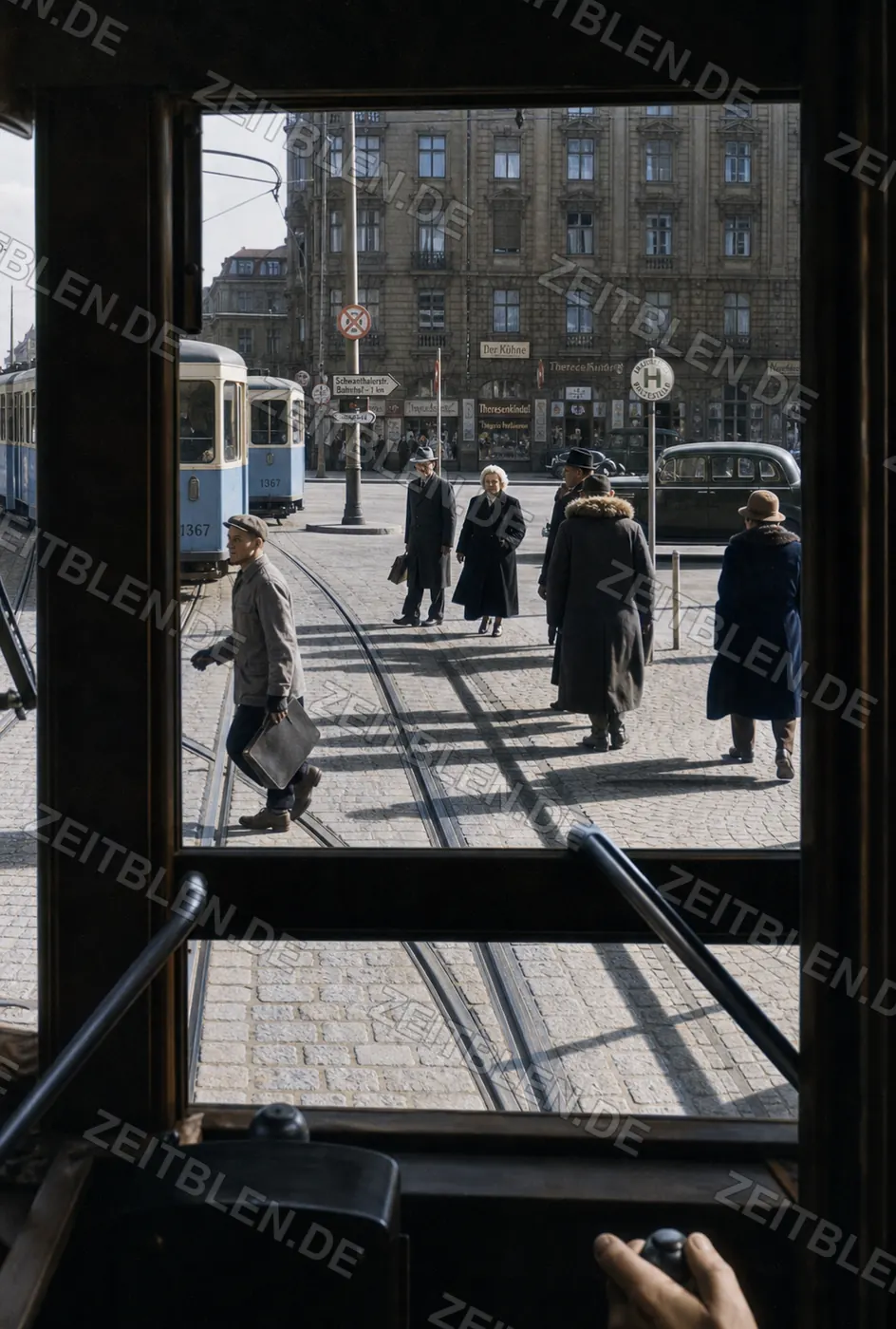 Über die Schulter des Münchner Trambahnfahrers