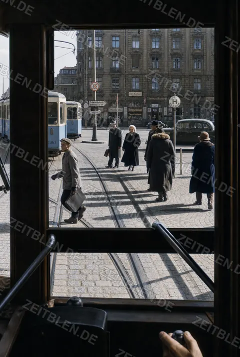 Über die Schulter des Münchner Trambahnfahrers
