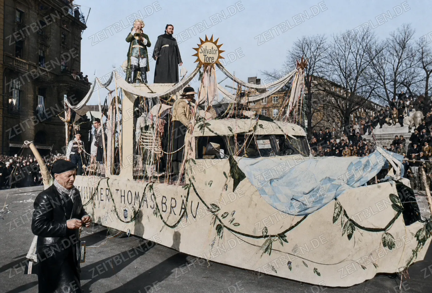 Thomasbräu-Motivwagen beim Münchner Faschingsumzug