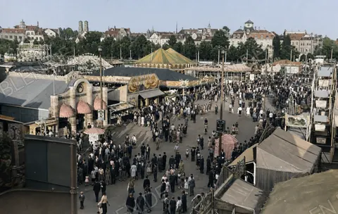 Blick über das Oktoberfestgelände in München