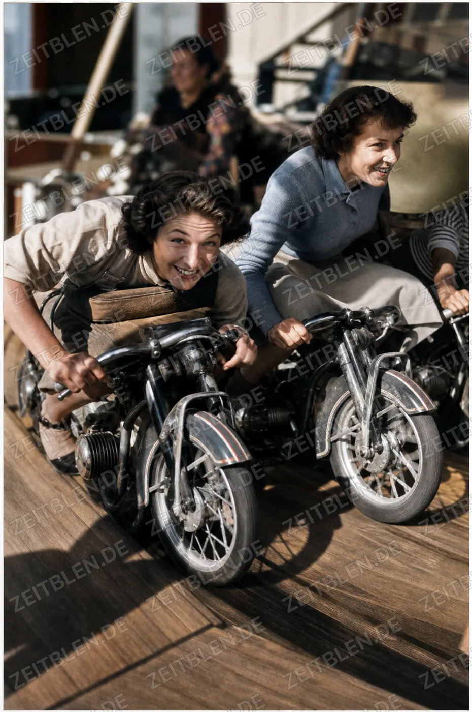 Motorradattraktion auf dem Oktoberfest