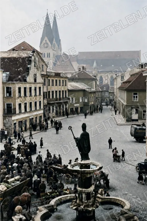 Marktplatz mit Willibaldsbrunnen in Eichstätt