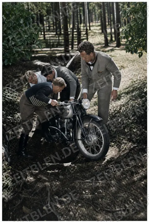 Motorrad-Fuchsjagd 1950 in München: Bergung im Gelände