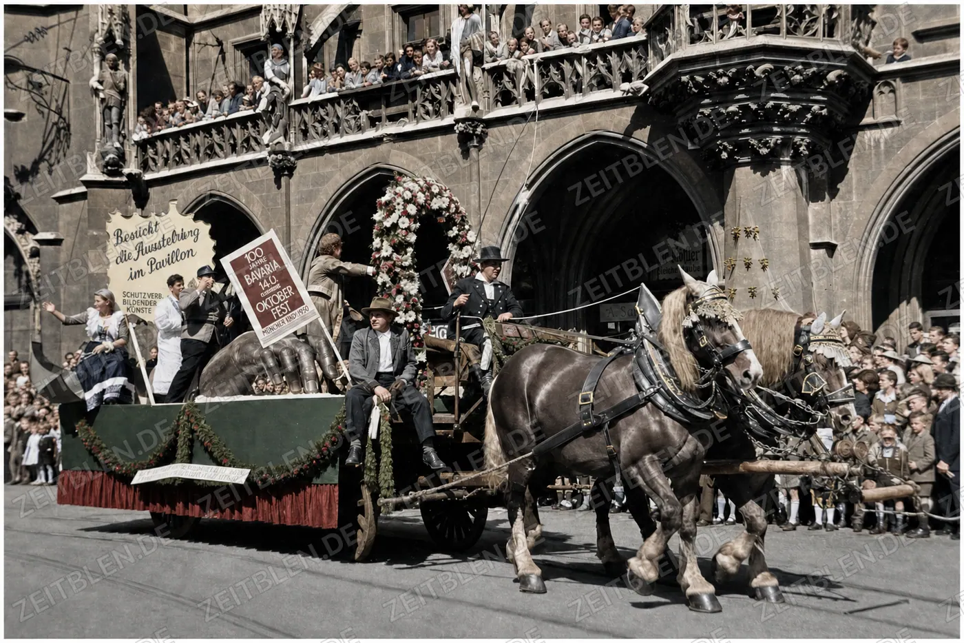 Festwagen zur Bavaria-Ausstellung im Oktoberfestzug
