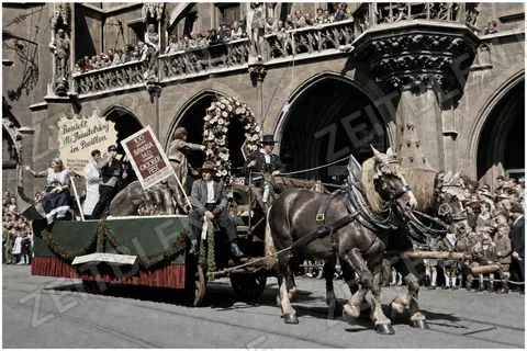Festwagen zur Bavaria-Ausstellung im Oktoberfestzug