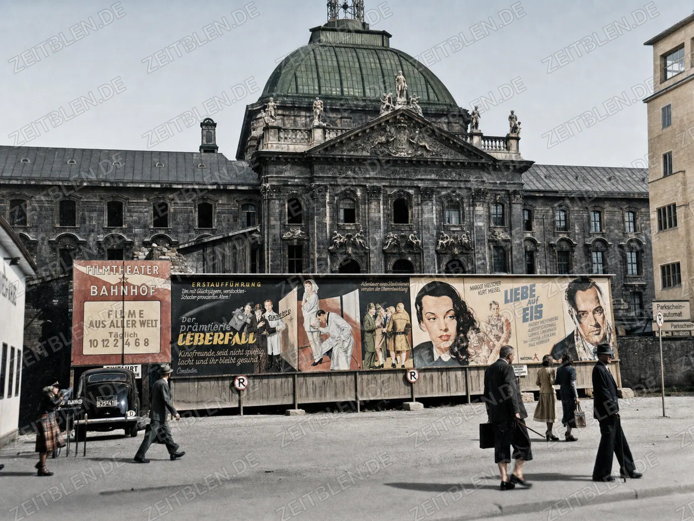 Kinoreklame am Filmtheater am Bahnhof in München