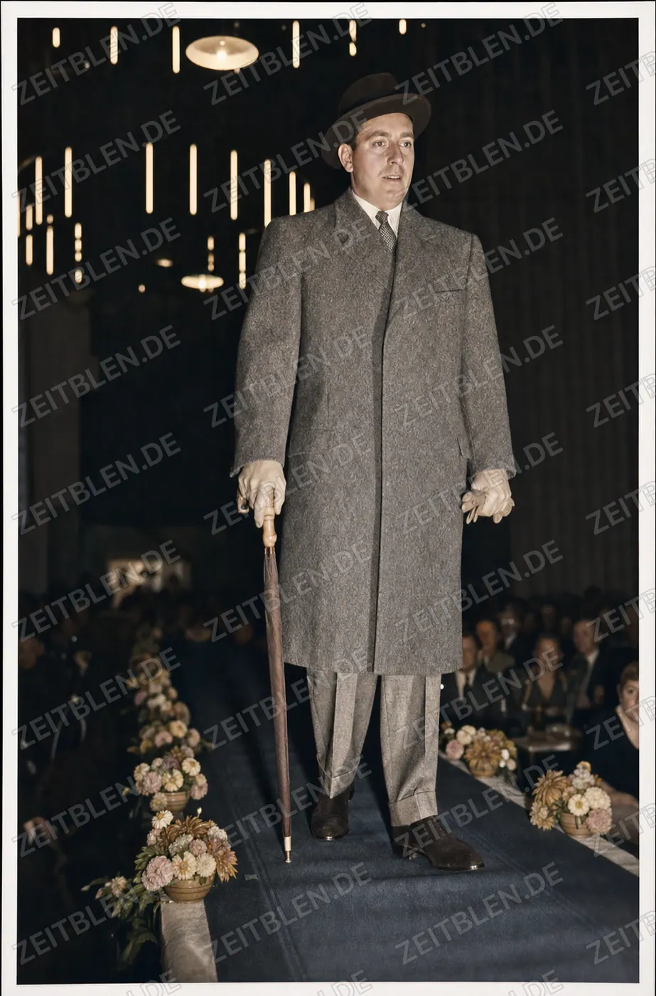 Herrenmantel auf dem Laufsteg des Münchner Modedienstes