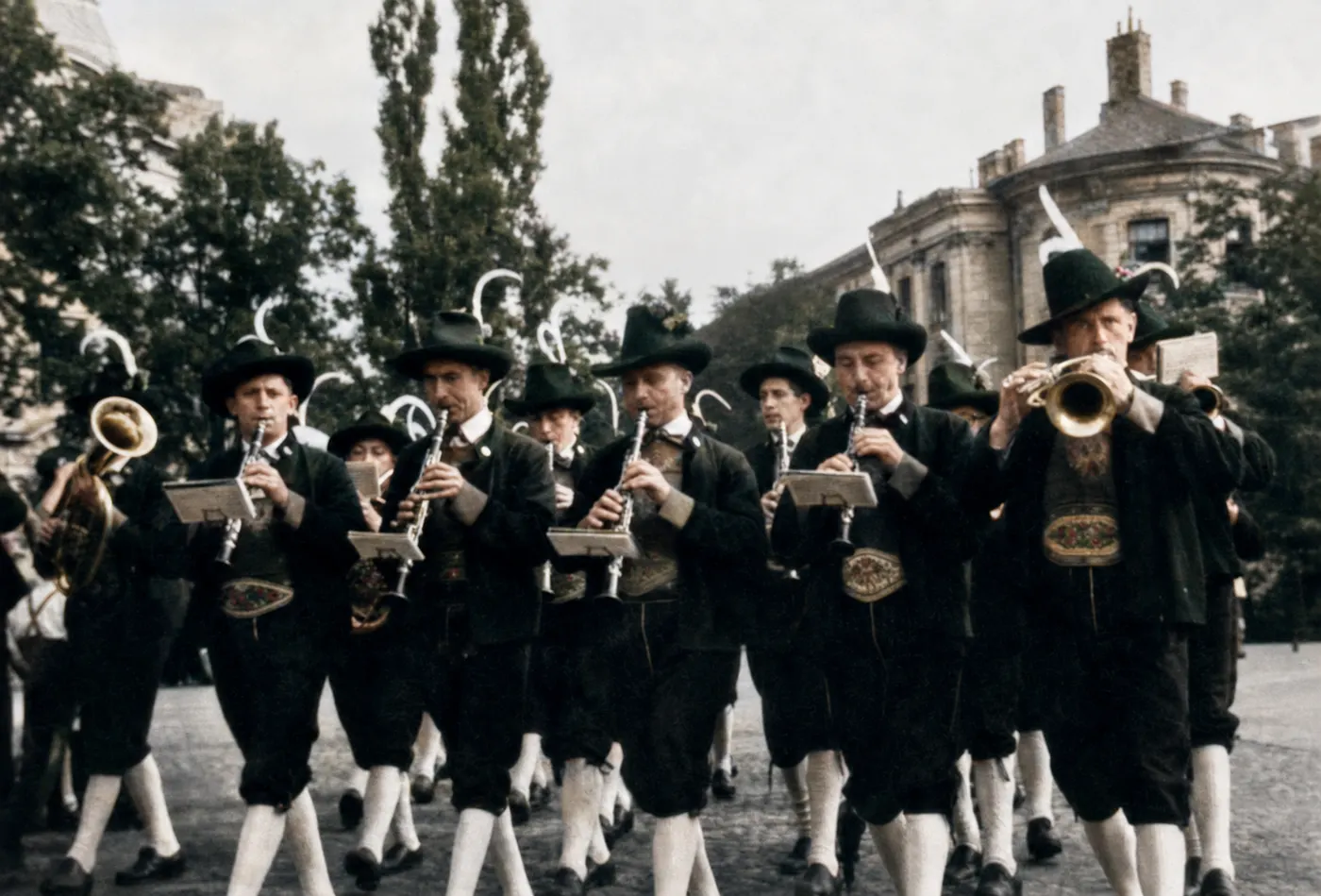 Musikkapelle im Trachtenzug des Oktoberfests 1949