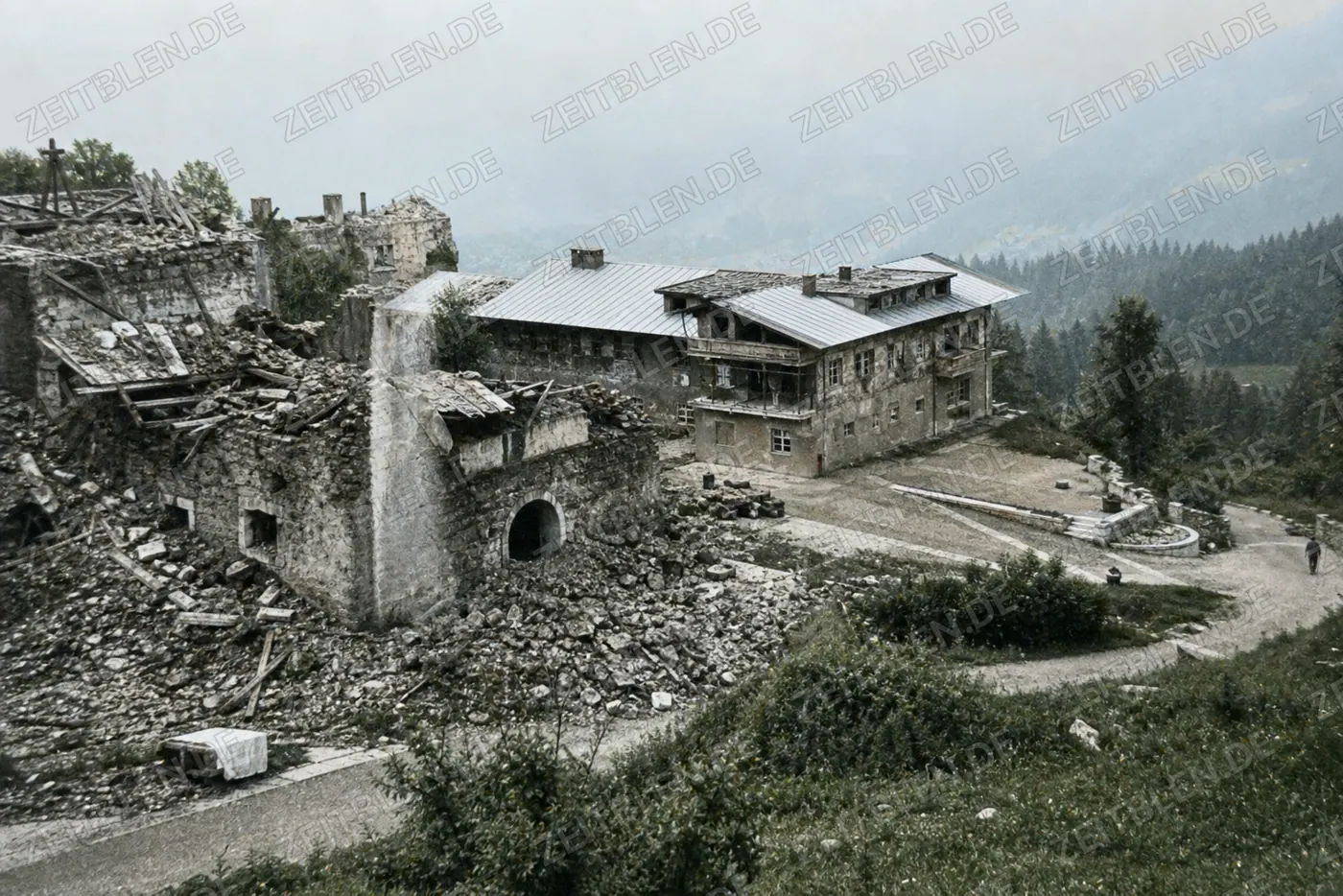Ruinen im Bereich des Berghofs am Obersalzberg