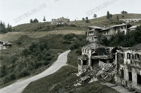 Berghof-Ruinen am Hang des Obersalzbergs