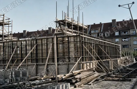 Schalung eines Allianz-Bauvorhabens in München, 1949