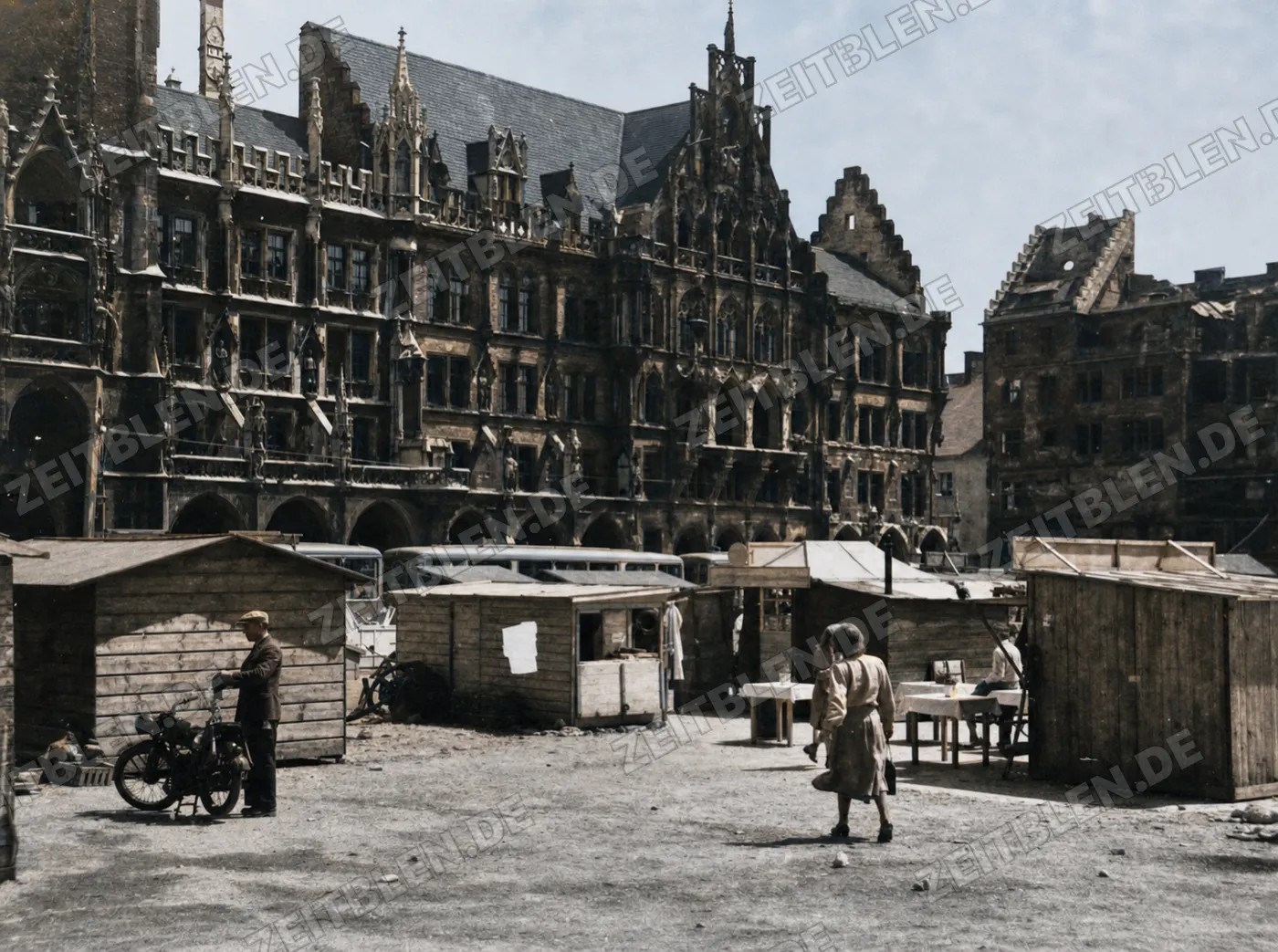 Verkaufsstände vor dem Neuen Rathaus am Marienplatz