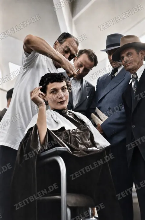 Nahaufnahme einer Frisurvorführung auf der internationalen Friseur-Ausstellung München