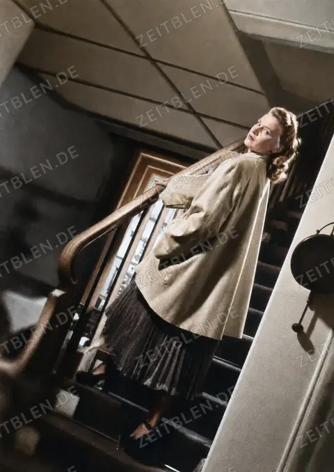 Schrägblick auf eine Lederjacke im Treppenhaus bei Feilnreiter
