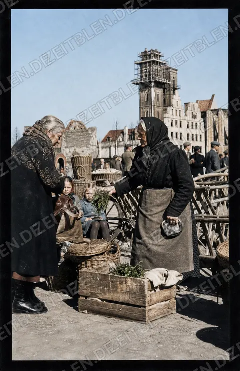Marktszene am Nürnberger Hauptmarkt, April 1949