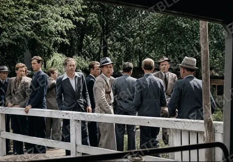Männergruppe auf einer Terrasse in Berlin, vermutlich 1930er Jahre