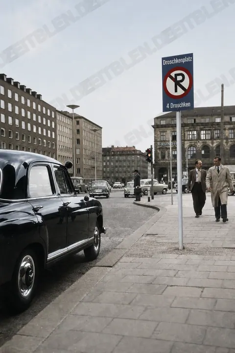 Droschkenplatz am Münchner Hauptbahnhof