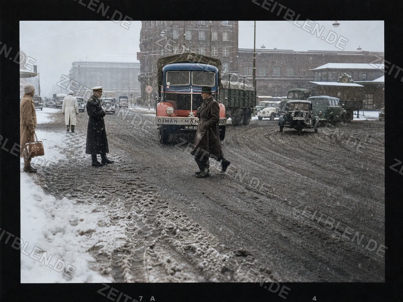 Erster Schnee auf Münchner Straße, 1956
