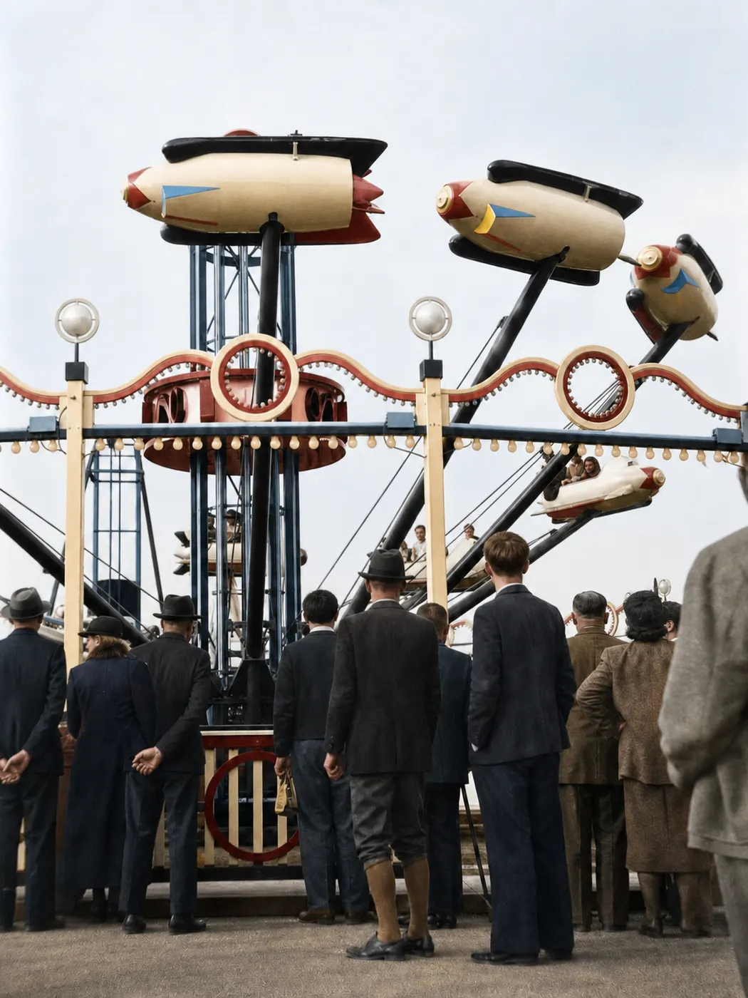 Raketenflug-Fahrgeschäft auf dem Oktoberfest, 1952