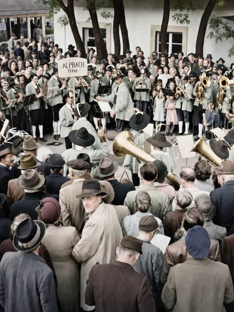 Kapelle Alpbach Tirol beim Oktoberfestzug, München, 21. September 1952