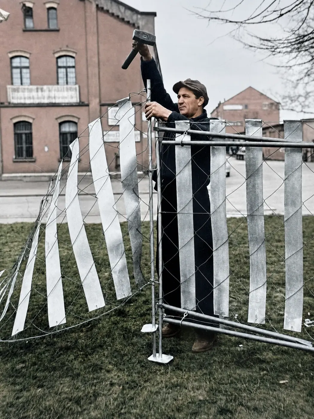 Werbefoto für Rieger-&-Co-Zaunmontage